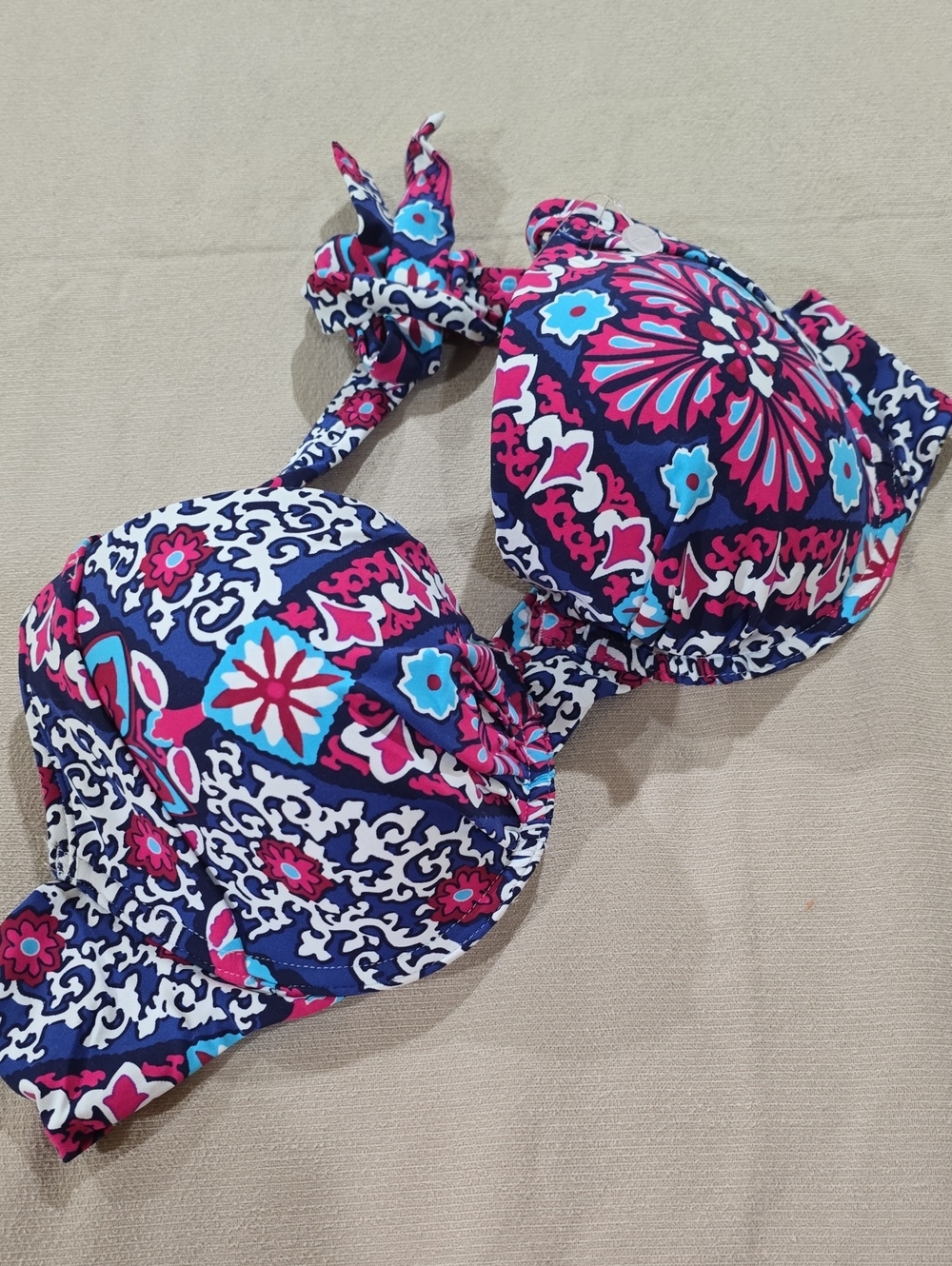 NWOT- Tommy Bahama Bikini Top